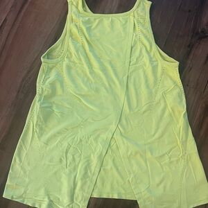 Athleta Highlighter Yellow / Neon green Tank Top